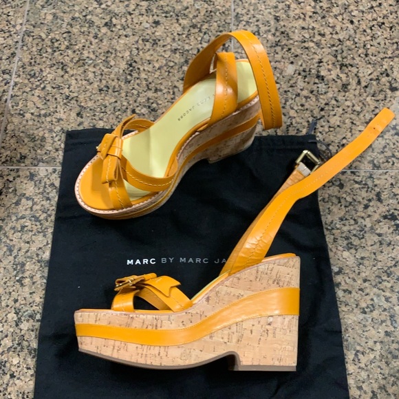 Sale 24 hours 🩷MARC JACOBS ☘️ KL STRP WDGE Yellow platforms - Picture 11 of 11